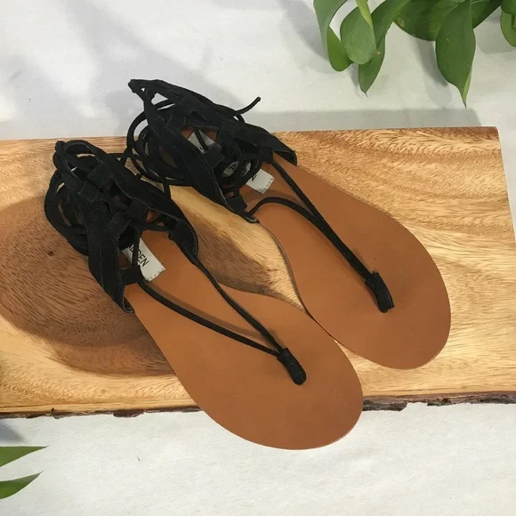 Steve Madden Walkitt Sandals - Picture 1 of 5